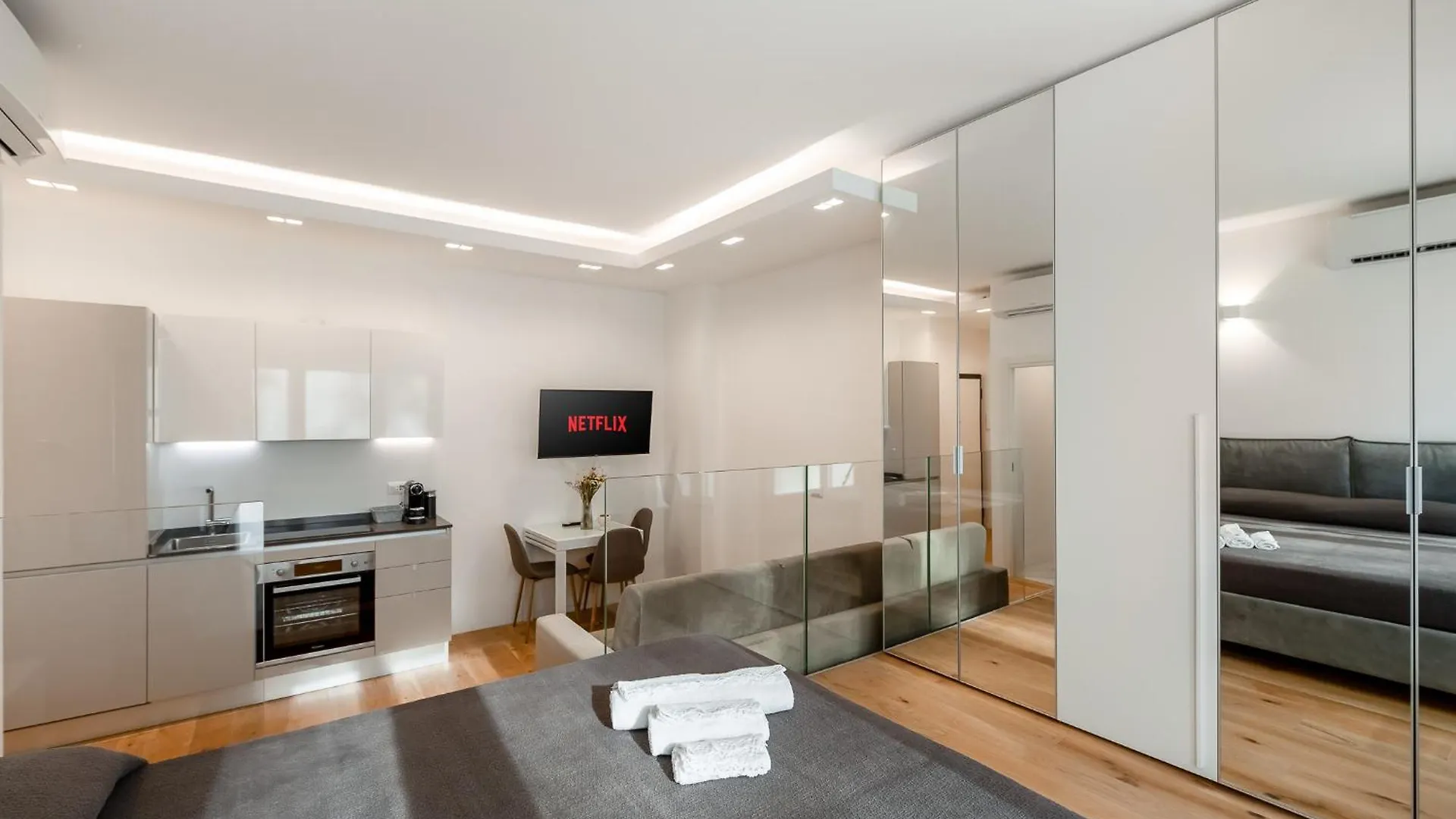 Appartamento In Centro Vista Parco - Biancospino Apartments Milano